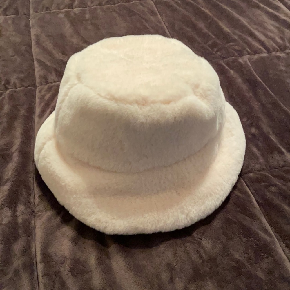 Faux Fur Bucket Hat